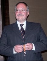 Samuel_Schmid